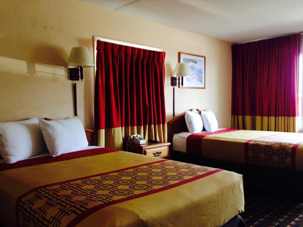 Happy Holiday Motel 미를 비치 외부 사진